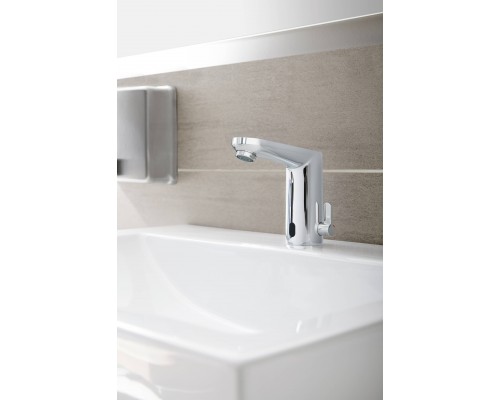 GROHE Eurosmart Cosmopolitan 36327001 смеситель для умывальника бесконтактный