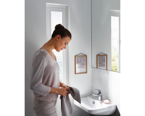 Hansgrohe 71022000 Novus Cмеситель для раковины 70